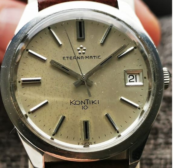 Close up, Kontiki 10 watch dial.